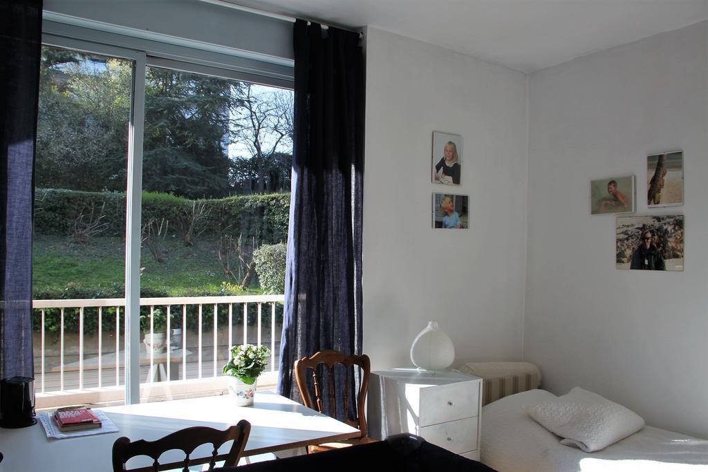 Les Hauts De Perrache Bed & Breakfast Sainte-Foy-les-Lyon Exterior photo