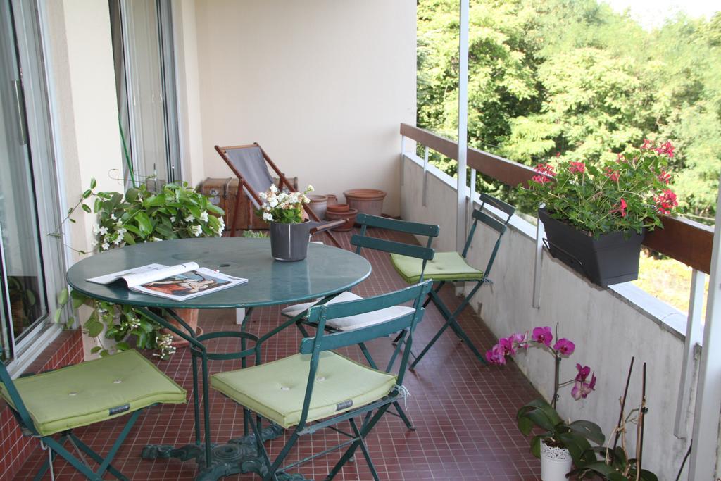 Les Hauts De Perrache Bed & Breakfast Sainte-Foy-les-Lyon Exterior photo